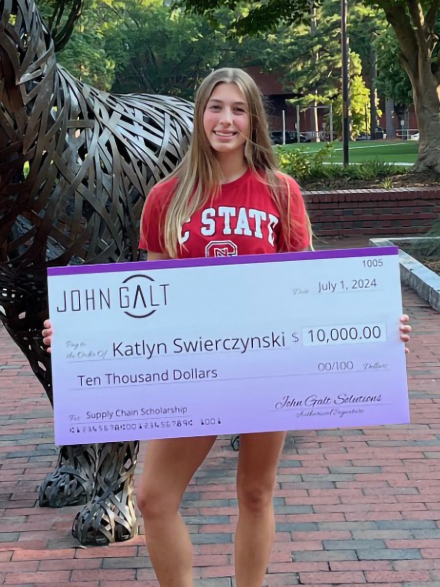 Katlyn Swierczynski Scholarship Winner Spring 2024